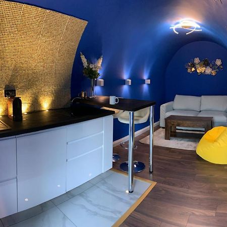 바스 Quirky Vaulted Flat With Terrace 아파트 외부 사진