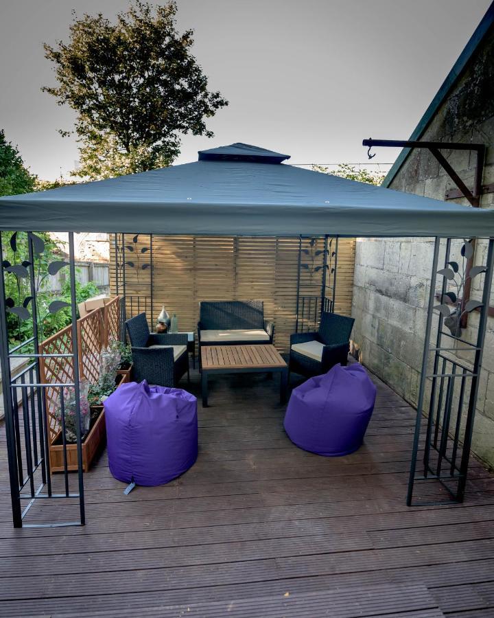 바스 Quirky Vaulted Flat With Terrace 아파트 외부 사진